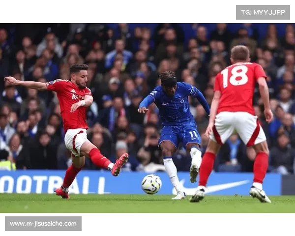 传奇慈善赛巴贝尔进球致敬若塔利物浦传奇1比0胜切尔西传奇